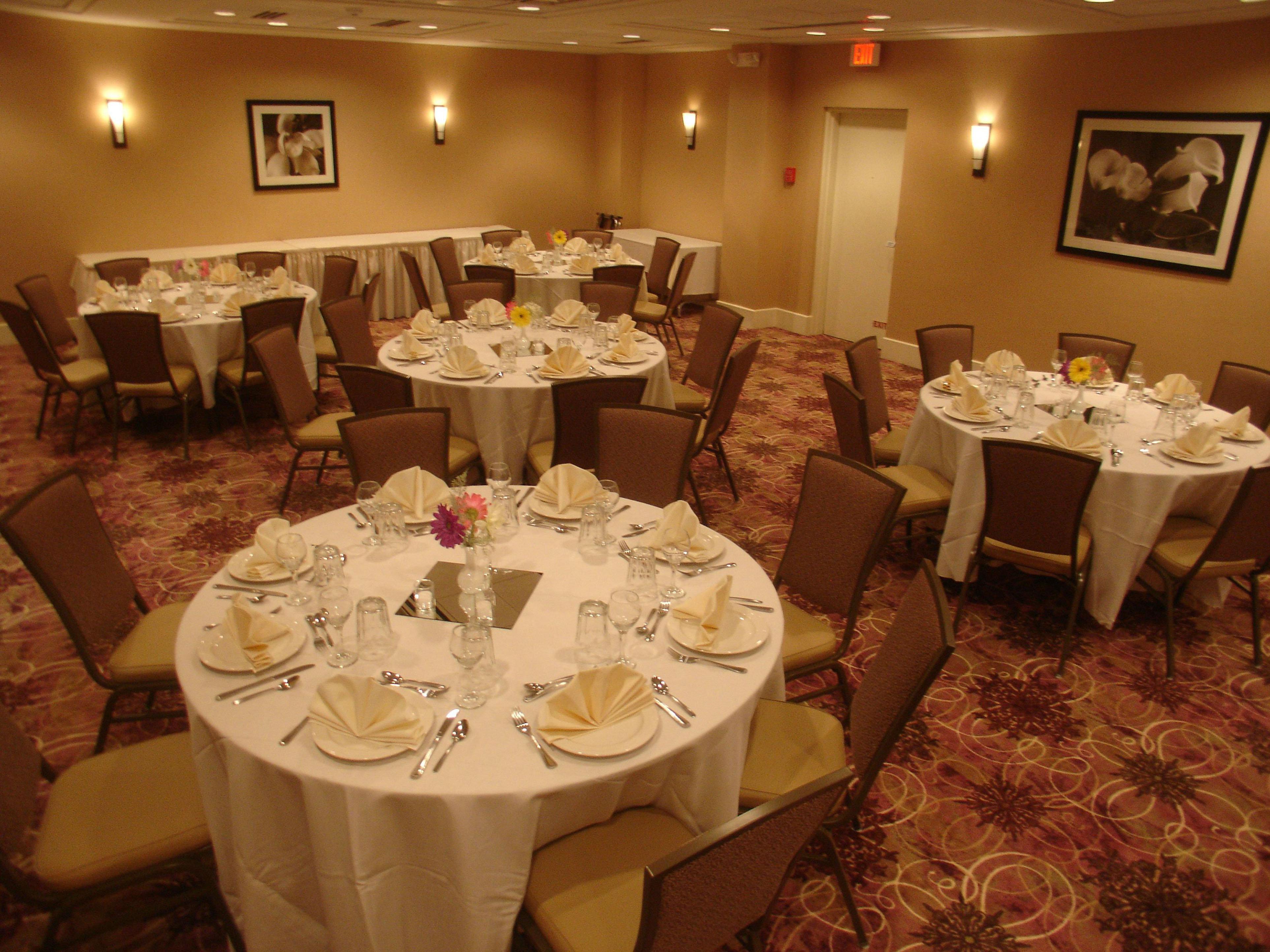 Armoni Inn & Suites Orangeburg Restoran fotoğraf