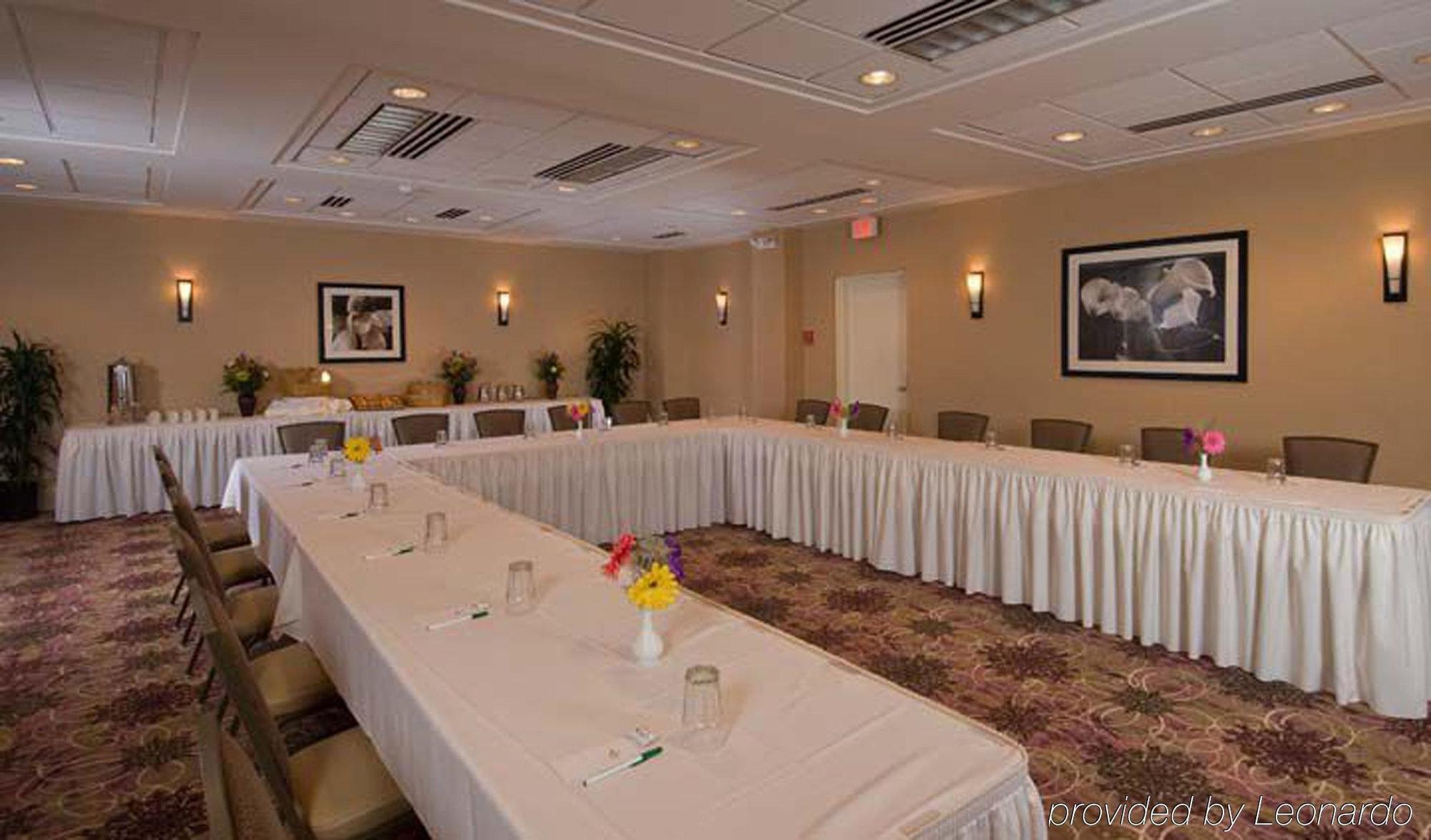 Armoni Inn & Suites Orangeburg Konforlar fotoğraf